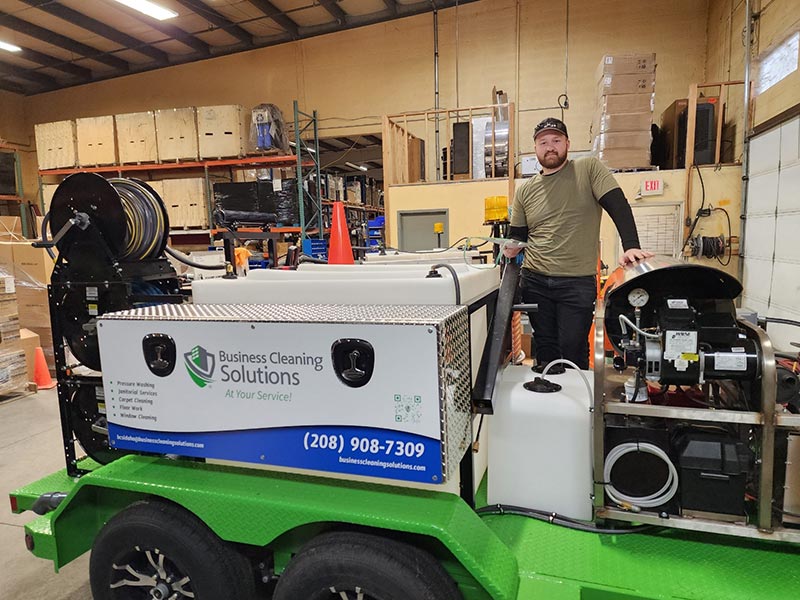 Jay_new_bcs_pressure_washer Truck mounted pressure washing machine.