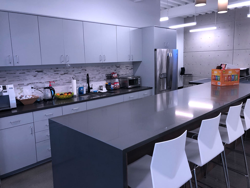 Clean-break-room