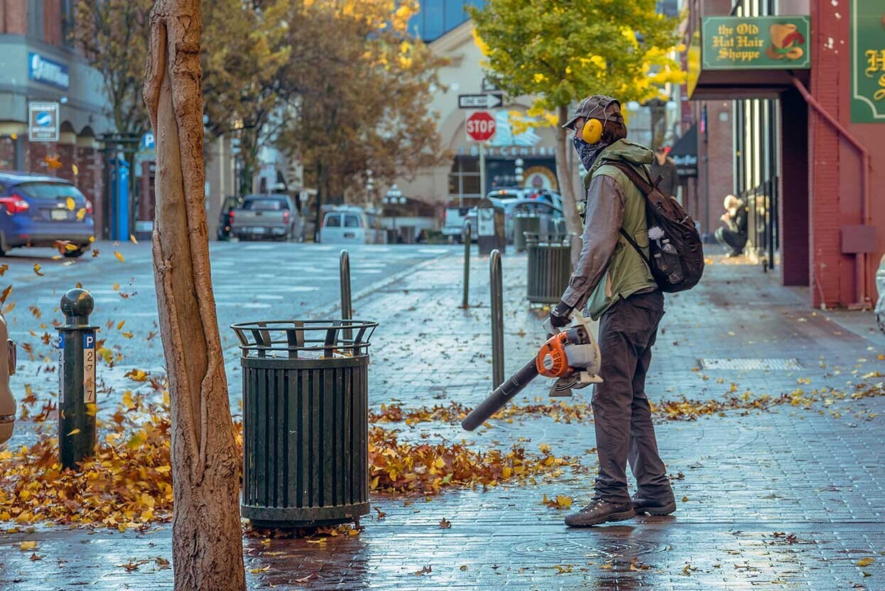 Fall Cleaning: Prepping Your Business for Winter